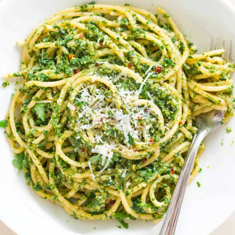 Rucola-Basilikum-Pesto mit Pekannüssen – Frisch, aromatisch und in zehn Minuten fertig